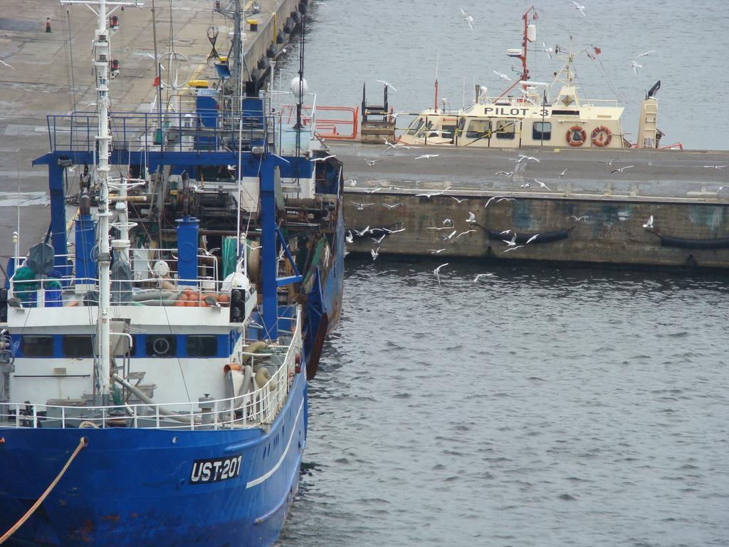 Sea Towers Gdynia Pomerania 客房 照片